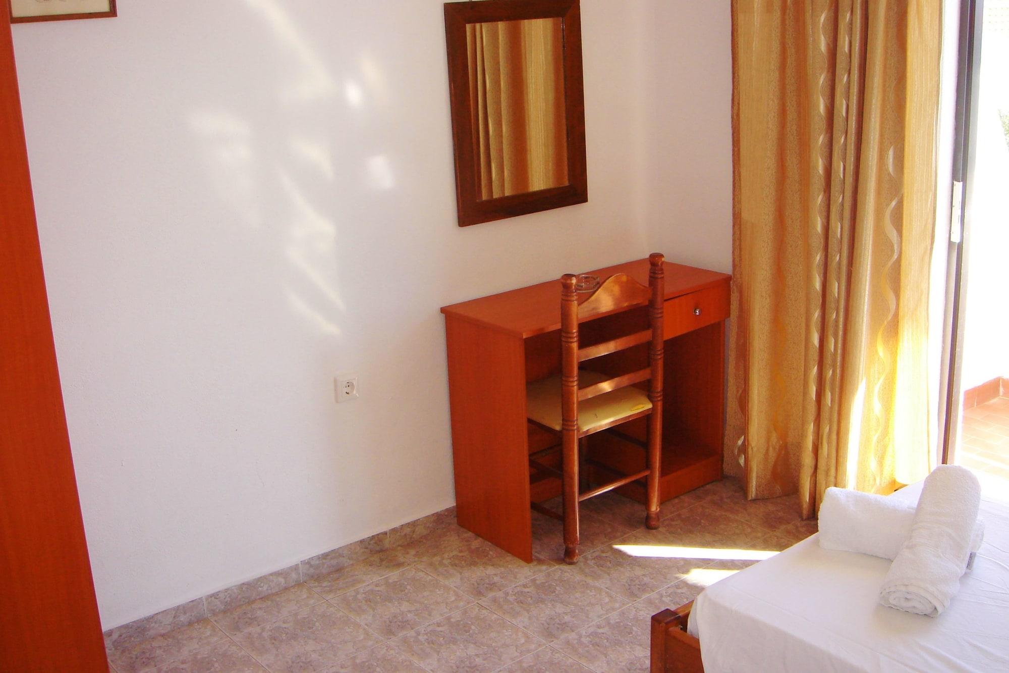Butterfly Studios, Faliraki Bagian luar foto