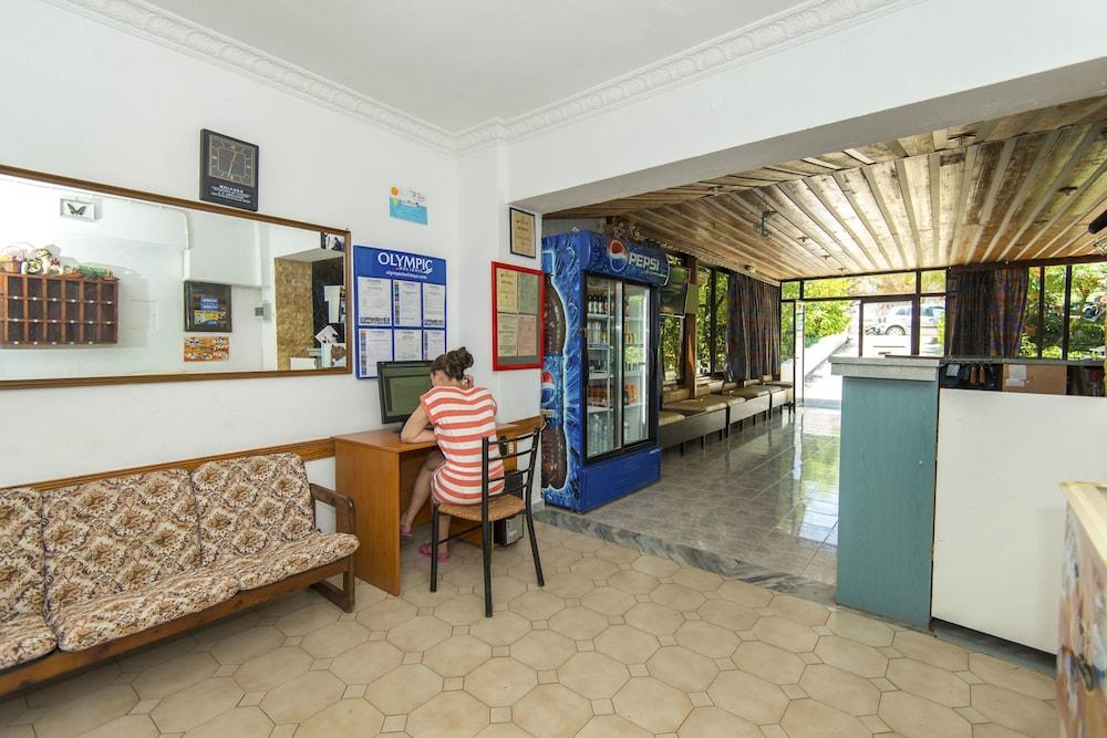 Butterfly Studios, Faliraki Bagian luar foto